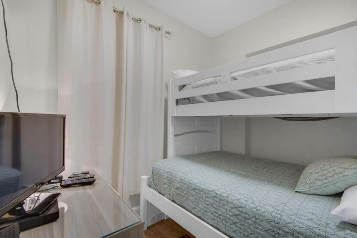 Brightly Furnished Beachfront Condominium By Brightwild Panama City Beach Exteriér fotografie
